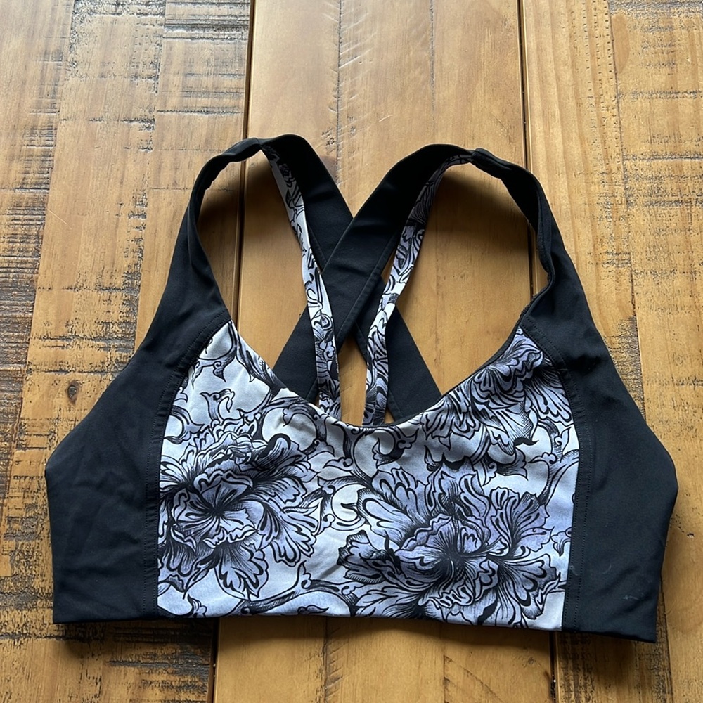 Lululemon Sports Bra **Moving SALE**